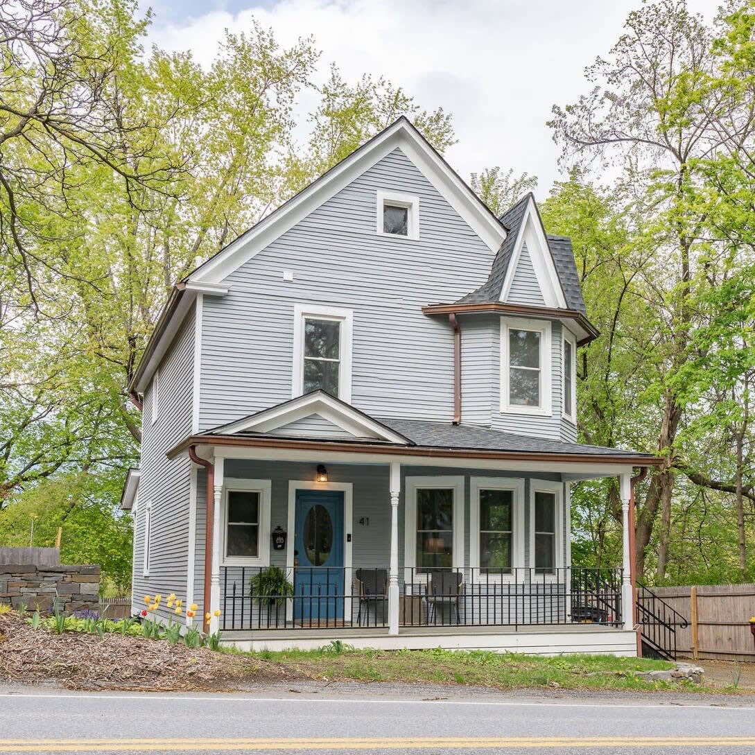 Hudson Victorian photo 2