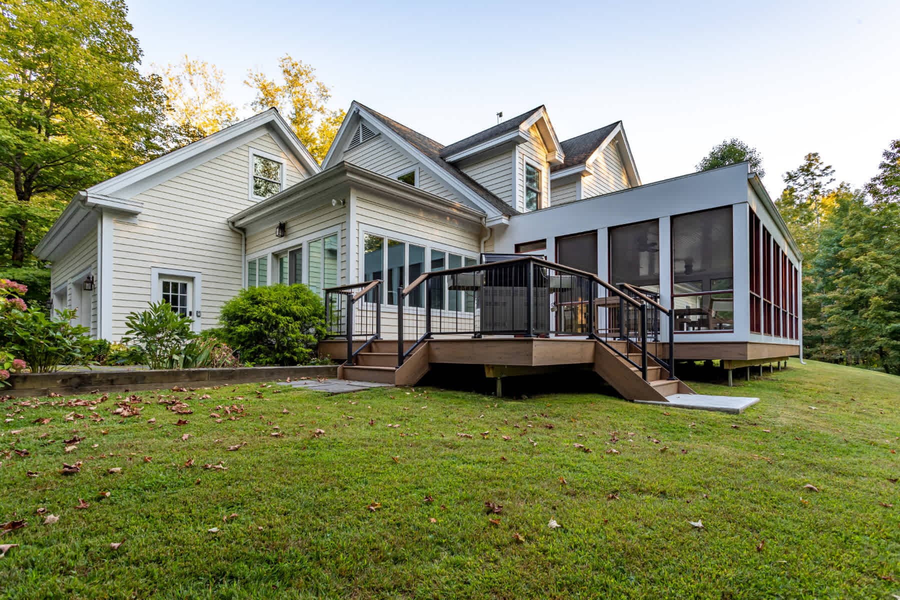 Hillside Haven photo 4