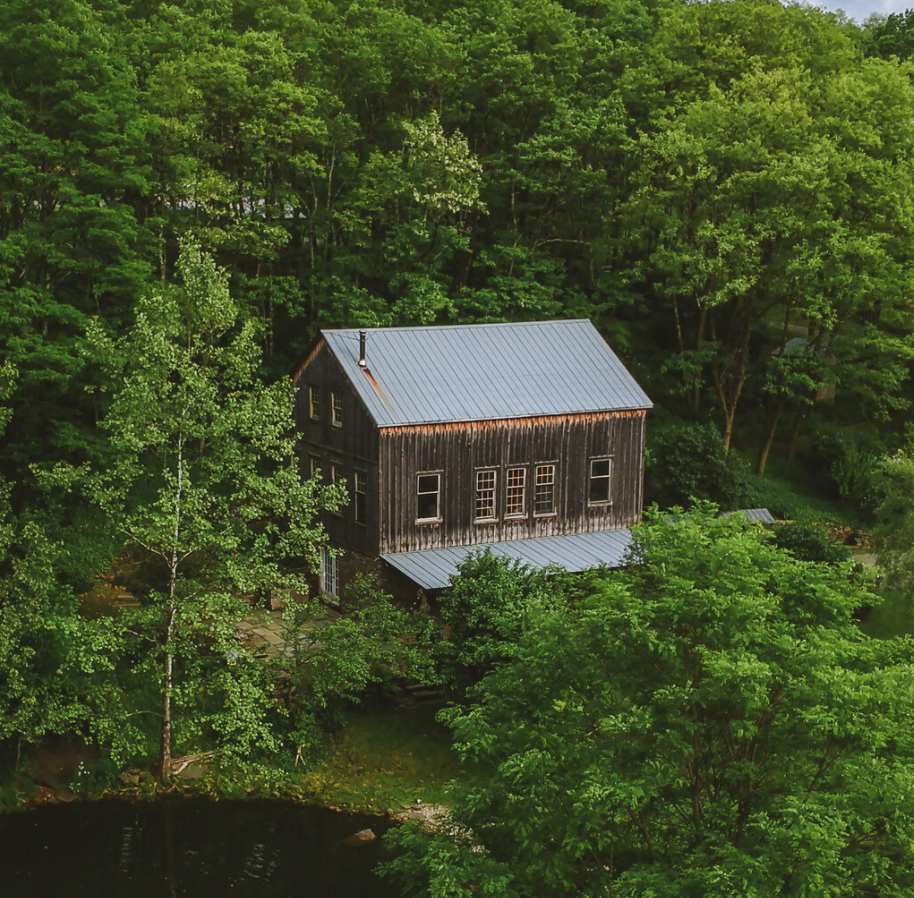 Hemlock Hill Barn photo 2