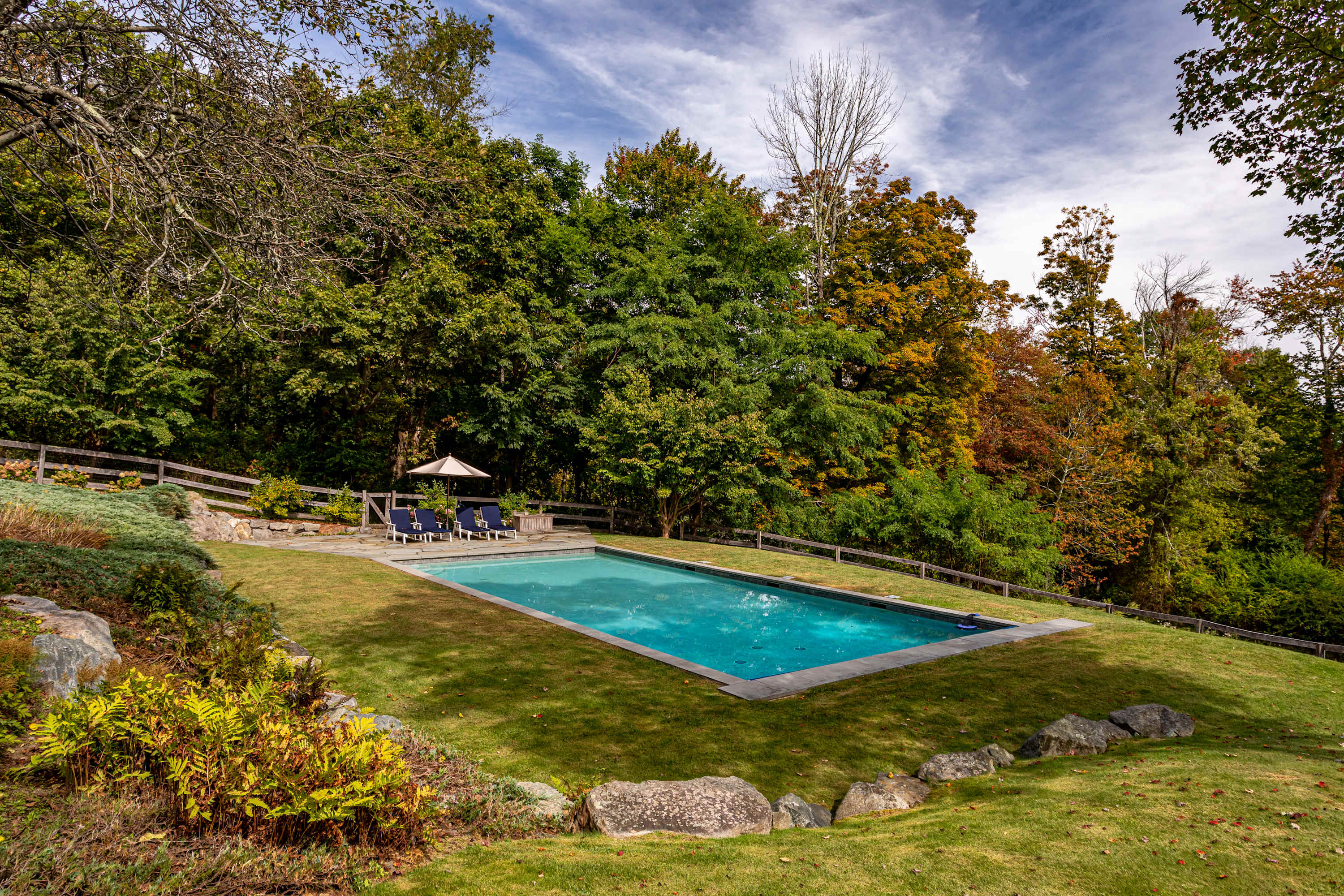 Twin Pond Ridge photo 2