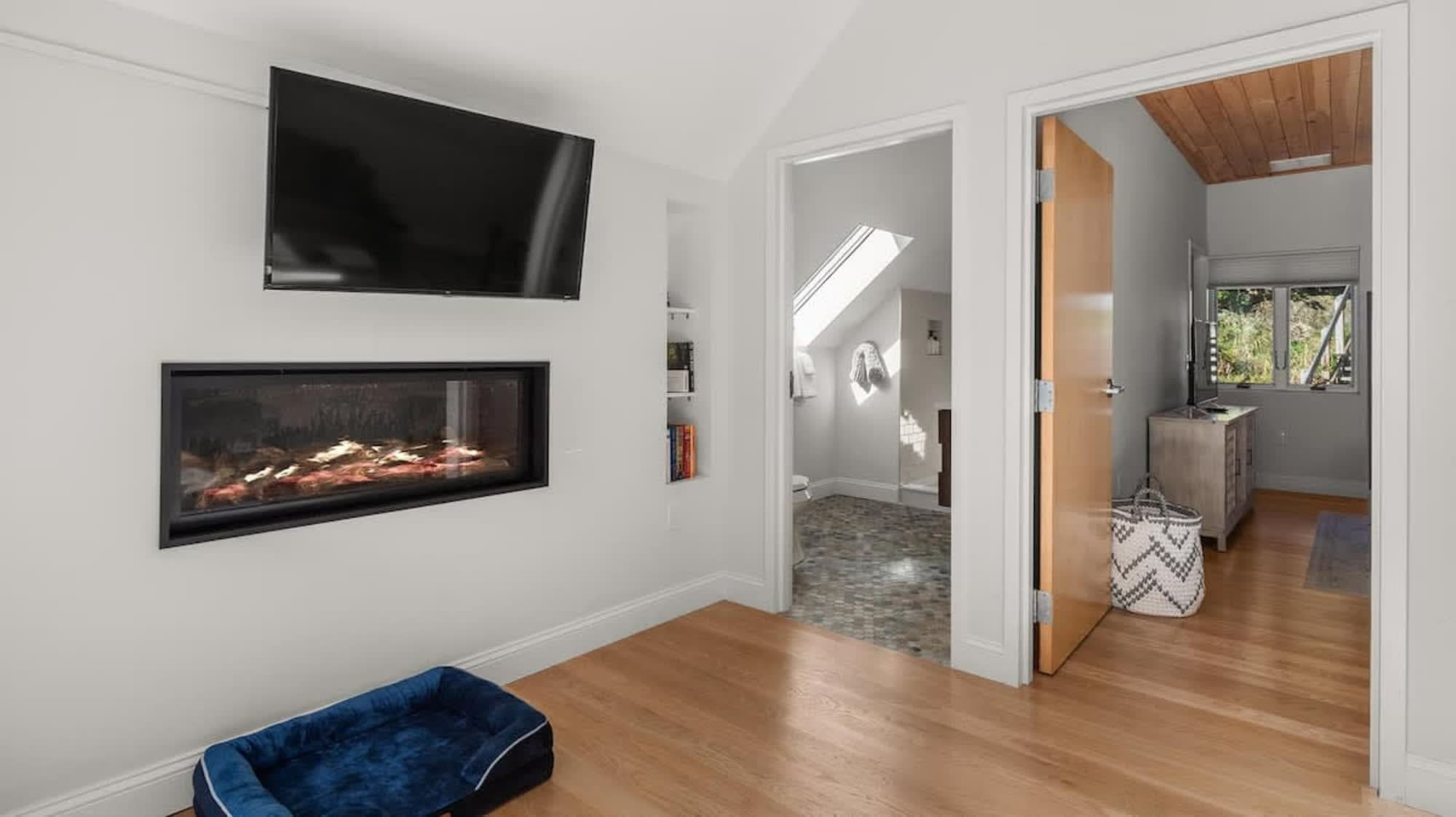 Mountaintop Loft photo 3