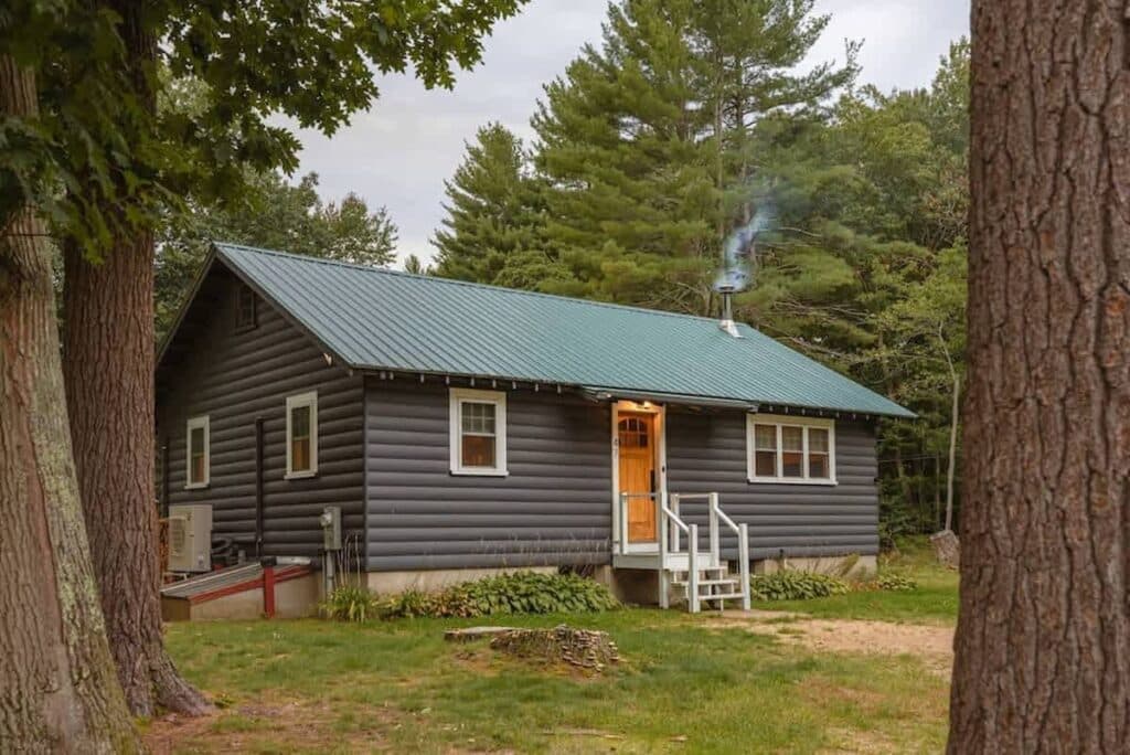 Spruce Cove Cabin